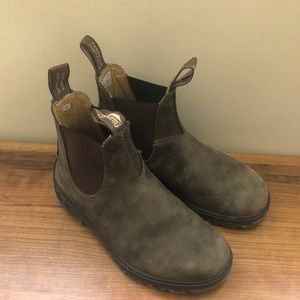 Blundstones Classic rustic brown